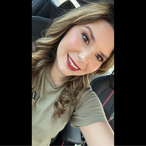leahhanes99